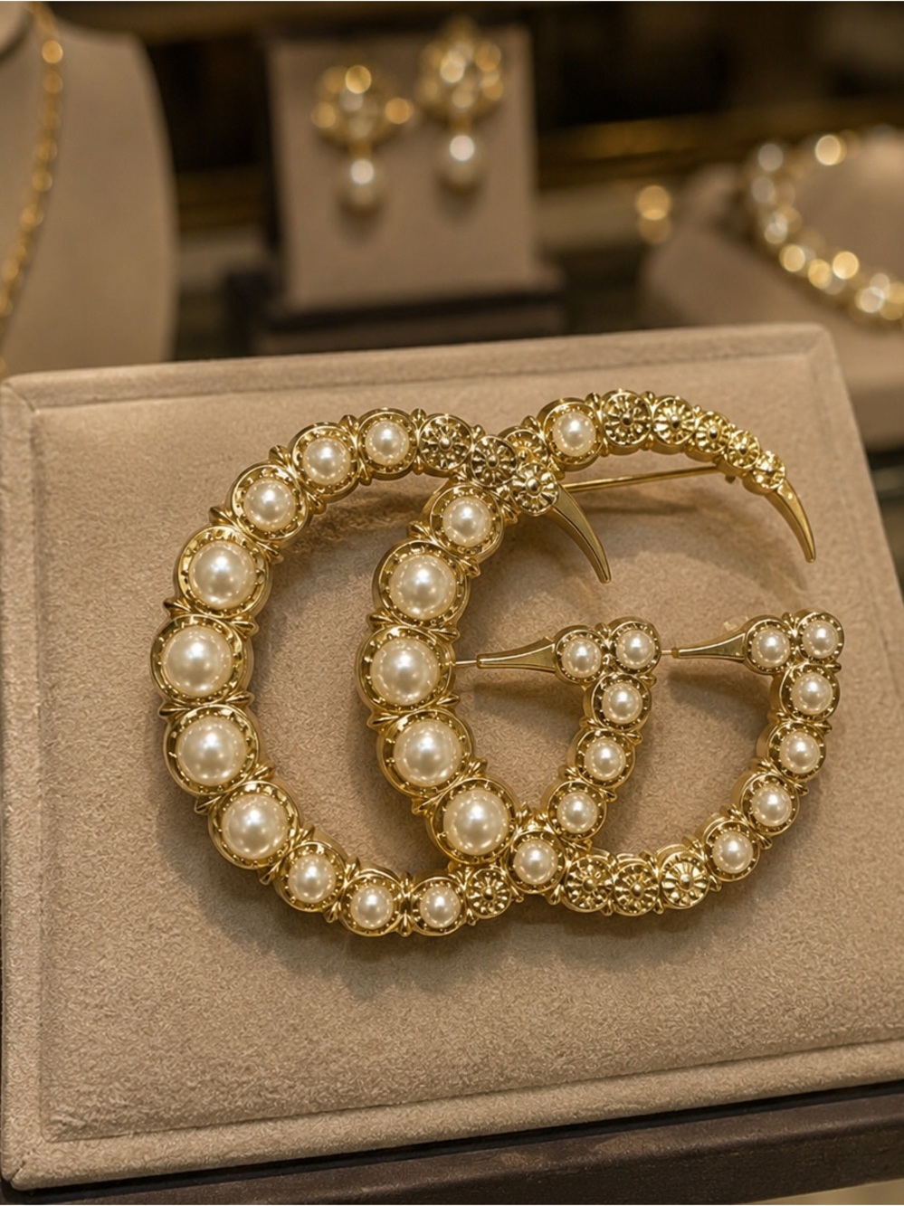 Gucci stamped Gold-Tone Pearl Double G Brooch